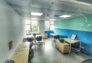 湖南吊钩门式起重机销售热线