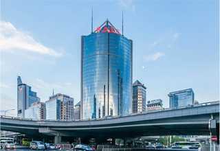 堆高式全自动叉车生产商